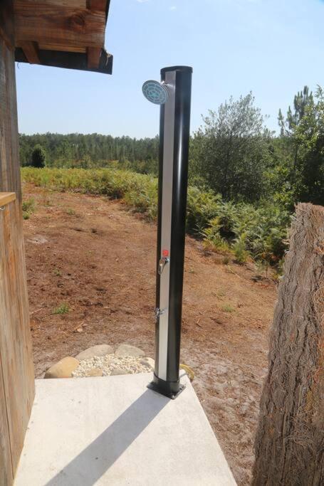 Zdjęcie z galerii obiektu Cabane au cœur de la forêt des Landes de Gascogne w mieście Belin-Beliet