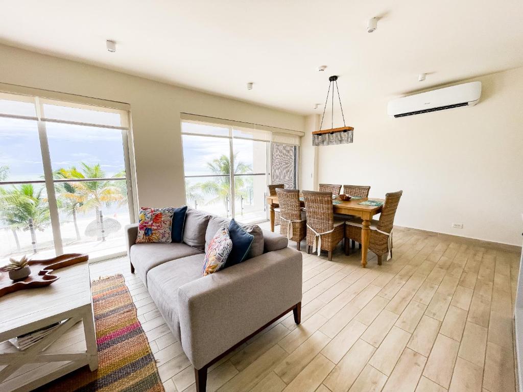 Gallery image of Lovely 3bdr Ocean View Olas del Mar in Chame