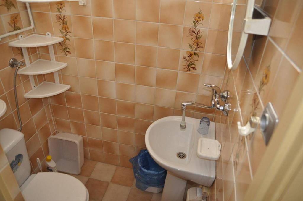 Kúpeľňa v ubytovaní Dom wczasowy Maja