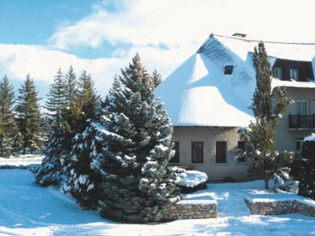 Hôtel & Spa Les Bartavelles v zimě