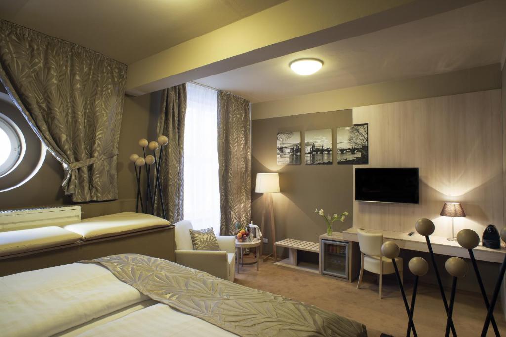 Pytloun Kampa Garden Hotel Prague - Resim 30