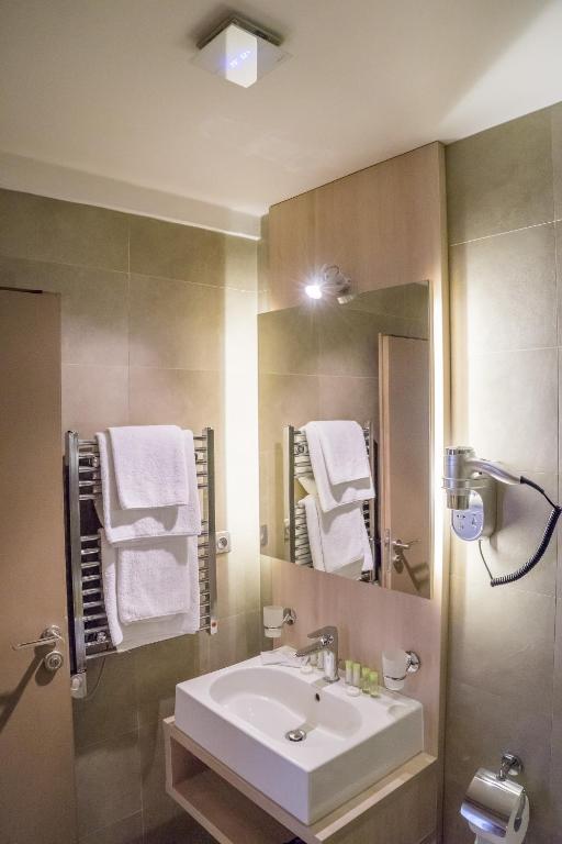 Pytloun Kampa Garden Hotel Prague - Resim 31