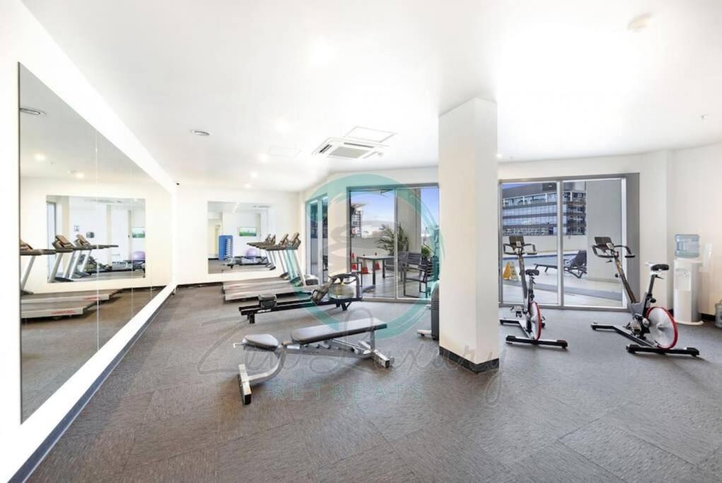 Fitness centrum a/nebo fitness zařízení v ubytování Zen Sea View 2BR, 2BA Penthouse