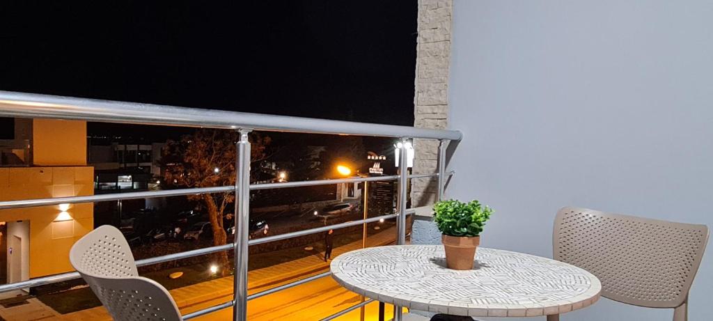 Vacation Station sea view apartament - Imazhi 10