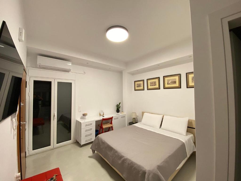 Modern studio apartment B, Athens (updated prices 2024)