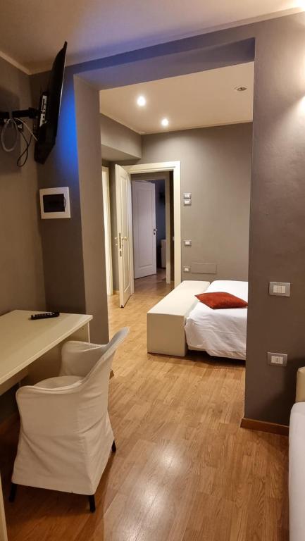 Postel nebo postele na pokoji v ubytování Albergo Ristorante Trieste Boves