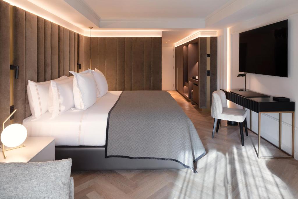 TV a/nebo společenská místnost v ubytování Hotel MIM Andorra