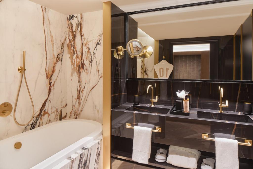 Koupelna v ubytování Hotel MIM Andorra