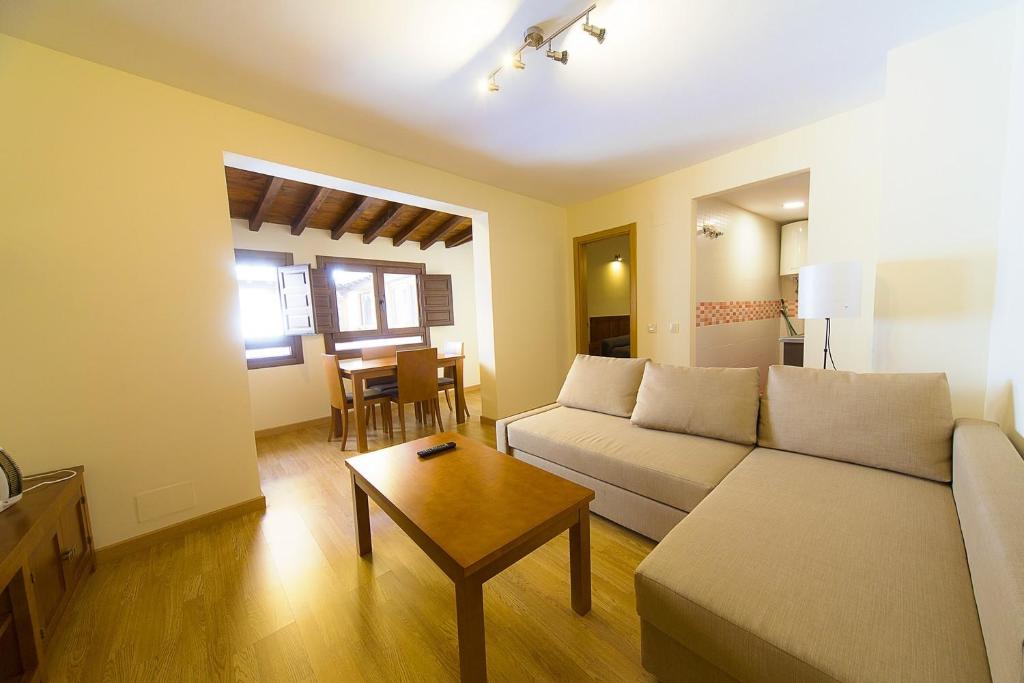 Posezení v ubytování Apartamentos del Casco
