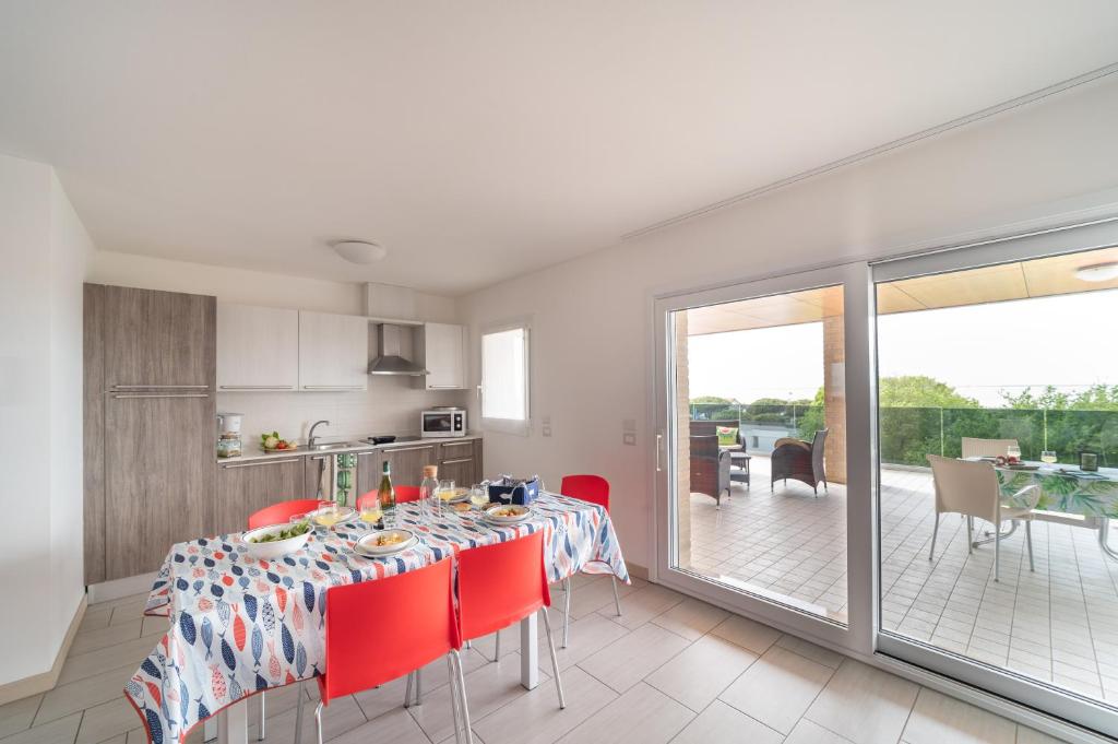 Kuchyň nebo kuchyňský kout v ubytování Residenza Monica