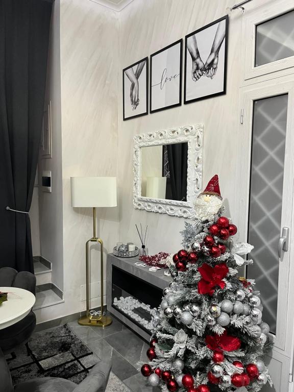 A bathroom at Cuore di Napoli