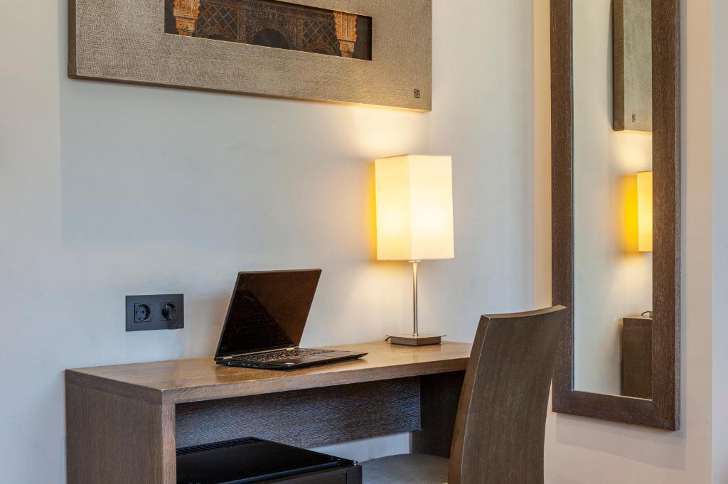 Hotel Macià Monasterio de los Basilios - Resim 29