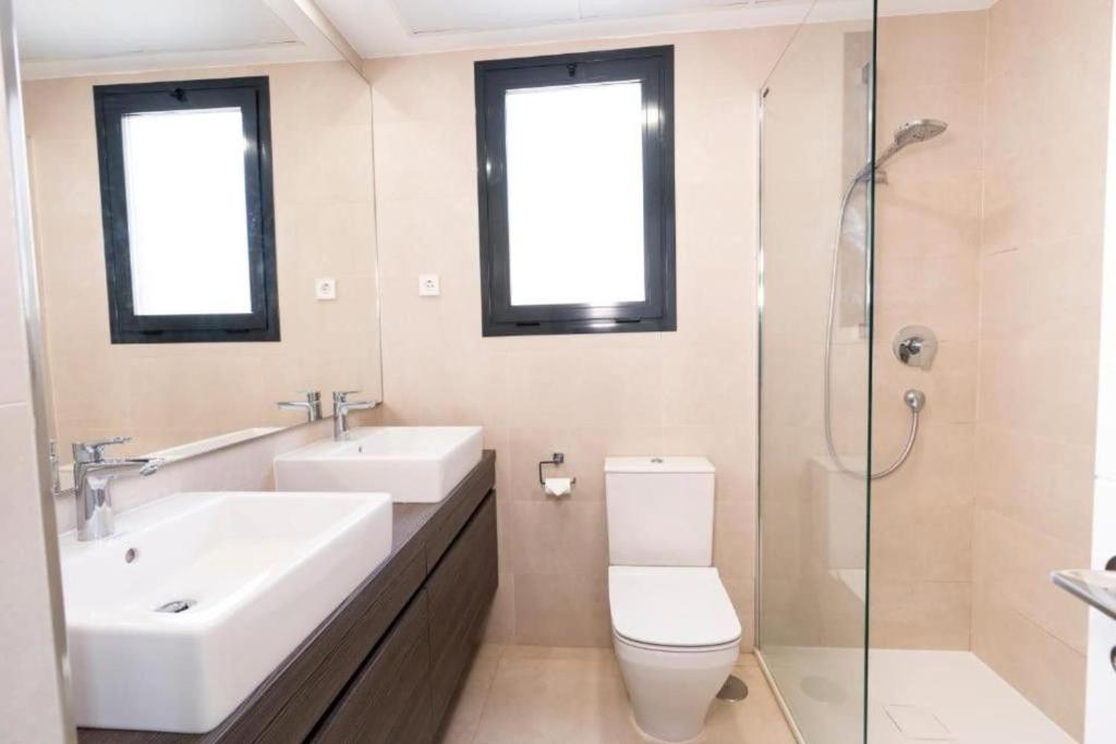 Fotografia z galérie ubytovania Modern apartment 300 m from Carvajal beach v destinácii Fuengirola