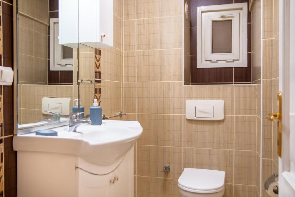 Kép Spacious Flat with Sea View in İzmir Karsiyaka szállásáról İzmirban a galériában