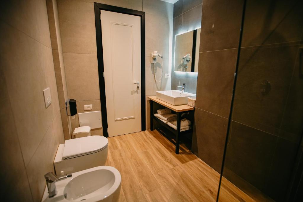 Koupelna v ubytování Hotel Delta Premium