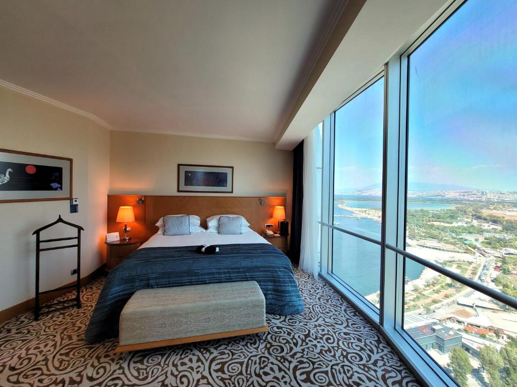 Wyndham Grand Izmir Ozdilek Thermal & Spa - Junior King Suite Con Mountain View - No Fumadores