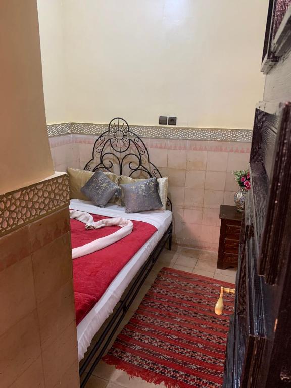 Postel nebo postele na pokoji v ubytování Riad Douja