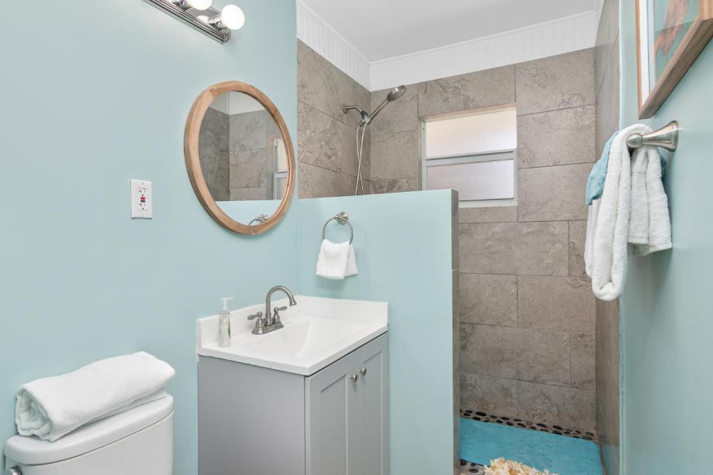Ванная комната в Latitude 26 Waterfront Boutique Resort - Bonita Springs