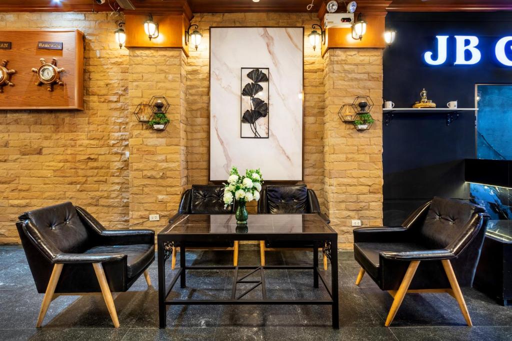 JB Green Hotel Patong - Resim 17