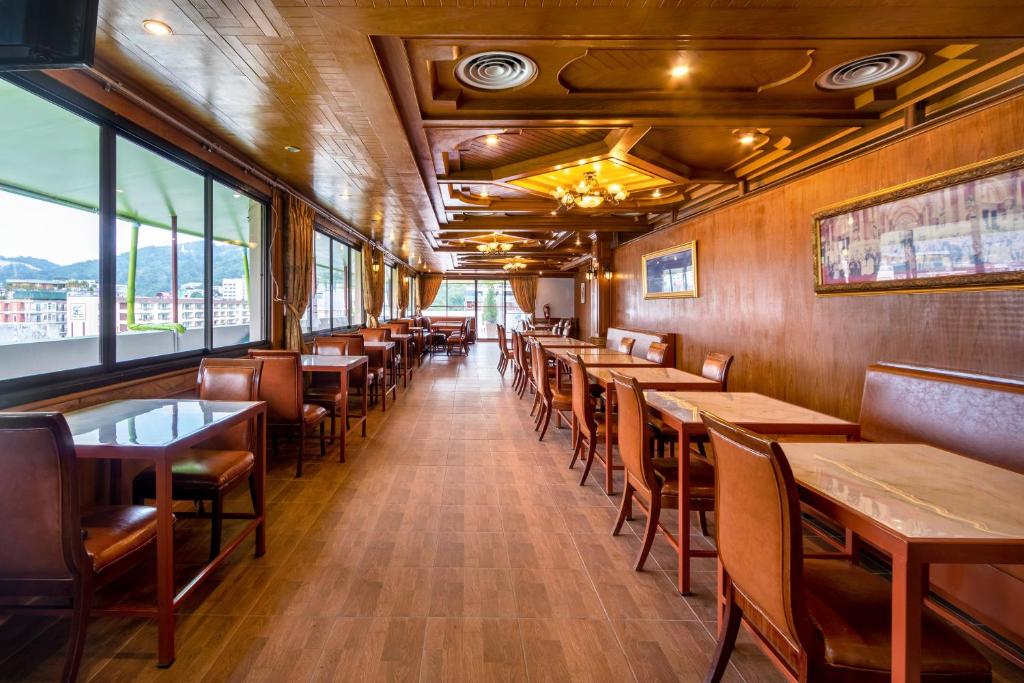 JB Green Hotel Patong - Resim 18