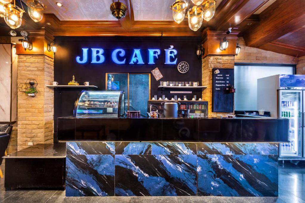 JB Green Hotel Patong - Resim 15