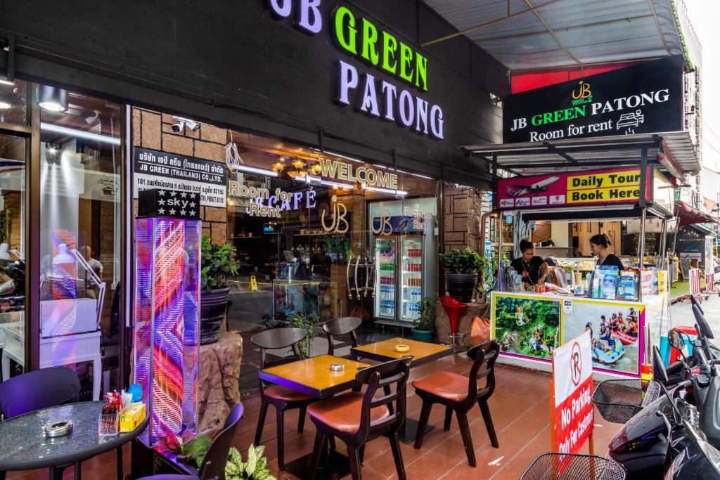 JB Green Hotel Patong - Resim 32