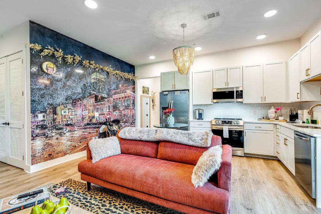 Tiger Lily, Nashville (updated prices 2026)