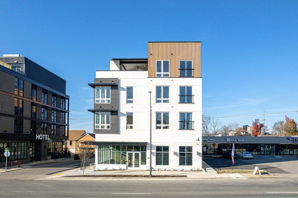 Tiger Lily, Nashville (updated prices 2026)