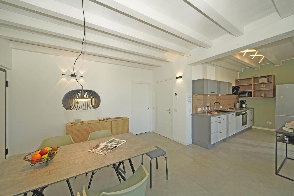 A kitchen or kitchenette at La Cittadella P1-14 by Wonderful Italy