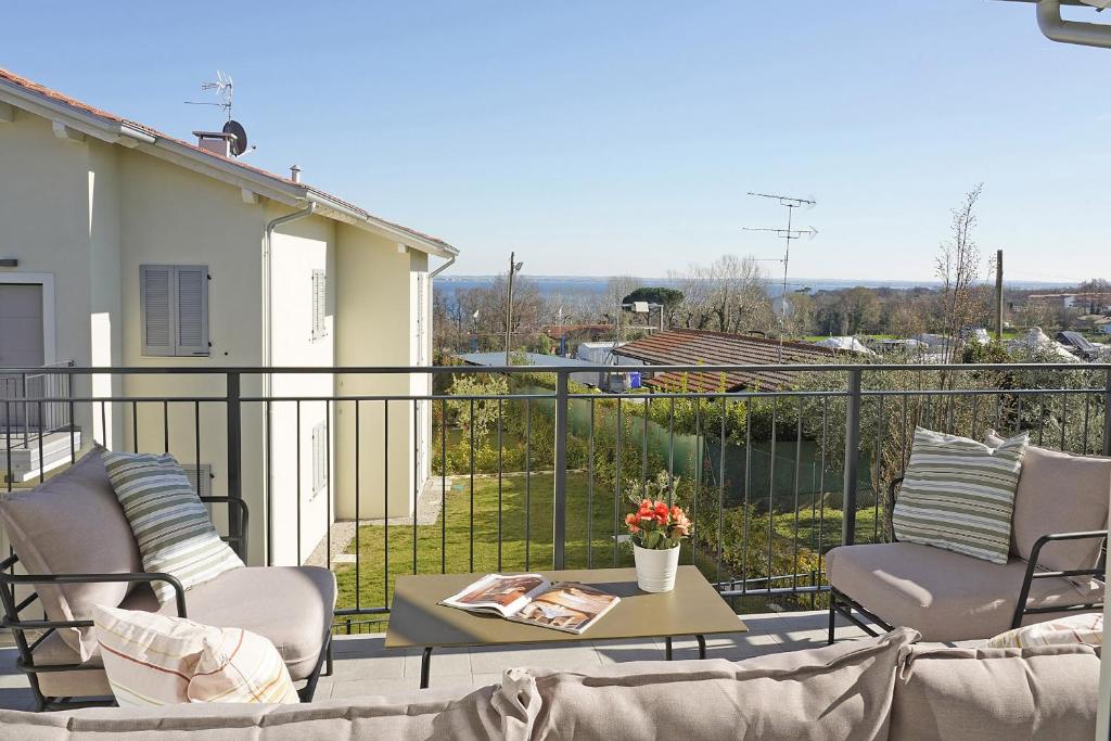 A balcony or terrace at La Cittadella P1-14 by Wonderful Italy