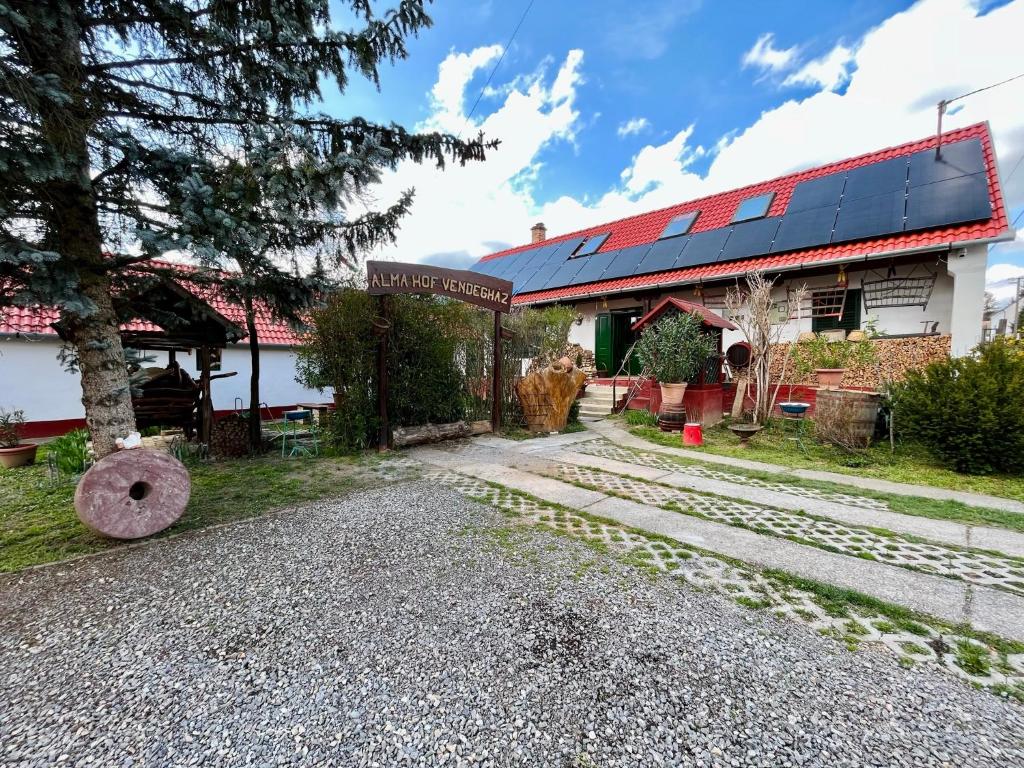 Alma Hof Vendégház 7937 Boldogasszonyfa, Boldogasszonyfa Kossuth utca. 36. kép - 1