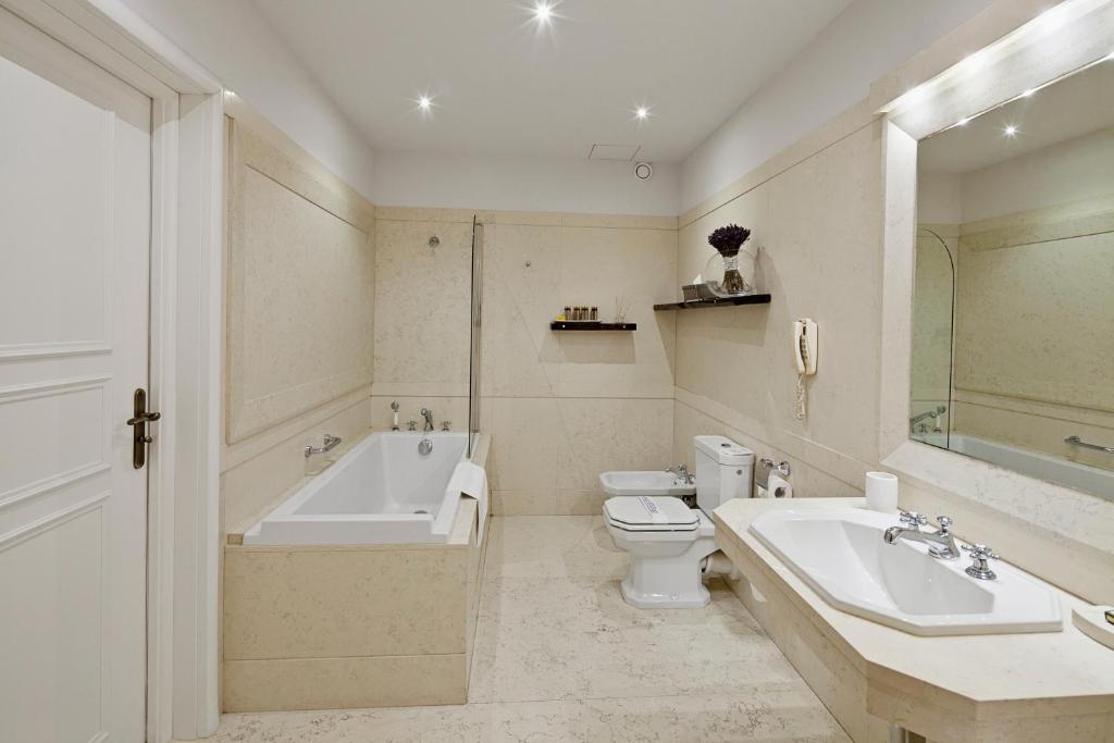 The Bonerowski Palace Boutique Hotel - Resim 43