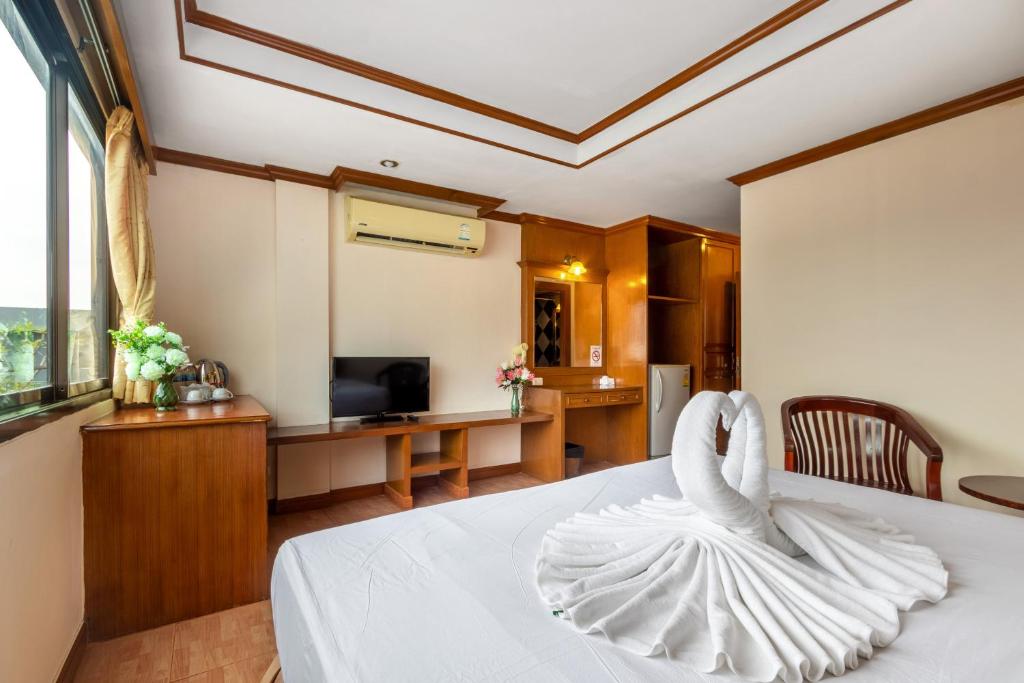 JB Green Hotel Patong - Resim 35