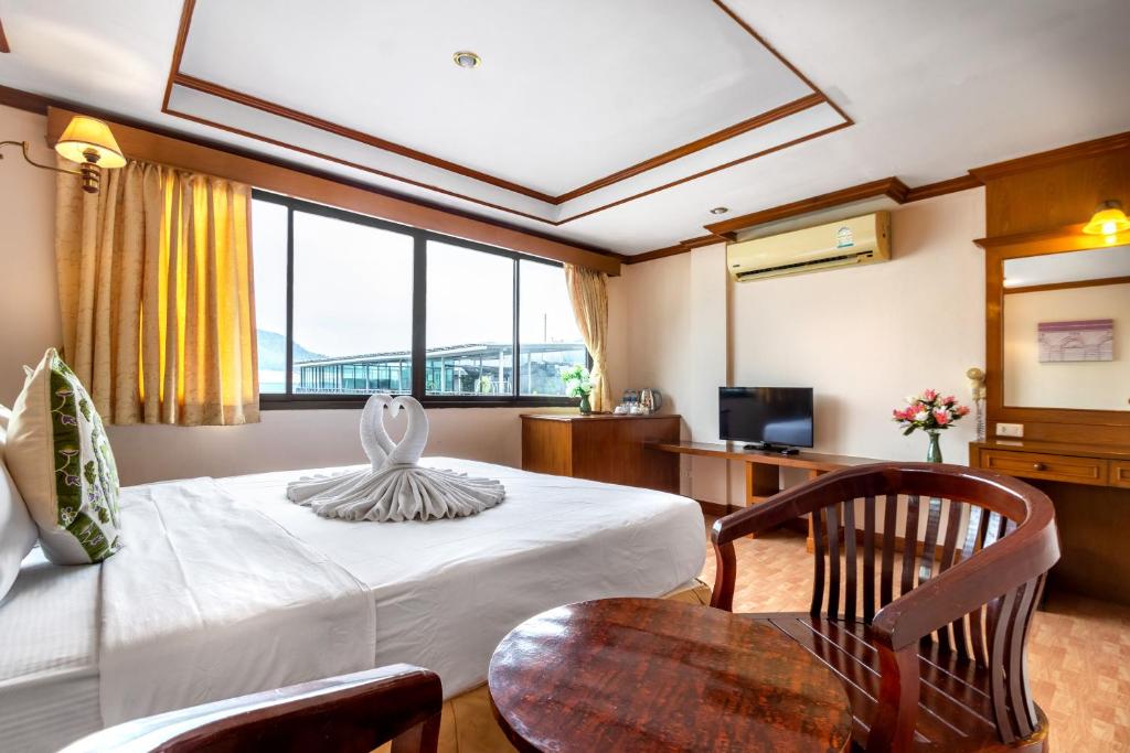 JB Green Hotel Patong - Resim 38