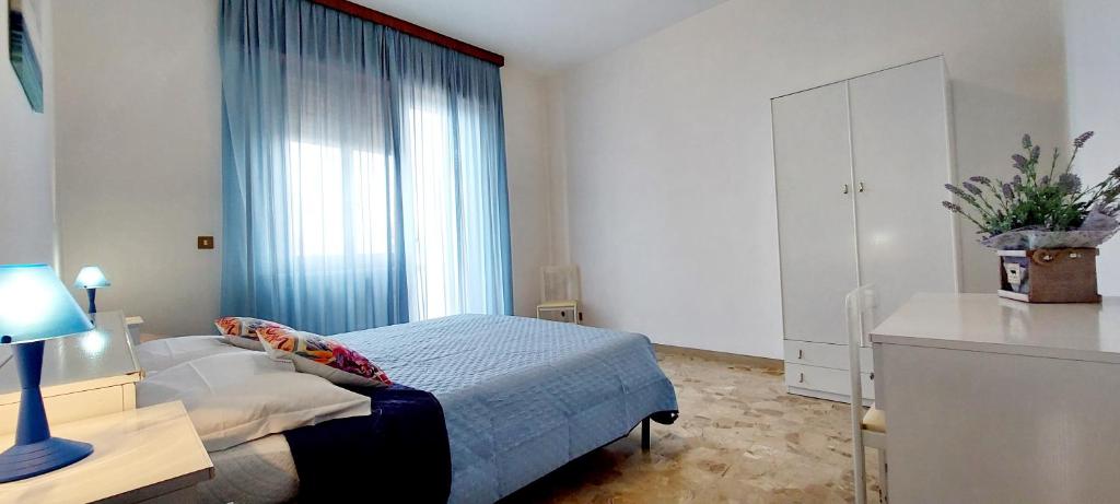 Hotel Garden B&B - Apartamento De Tres Dormitorios