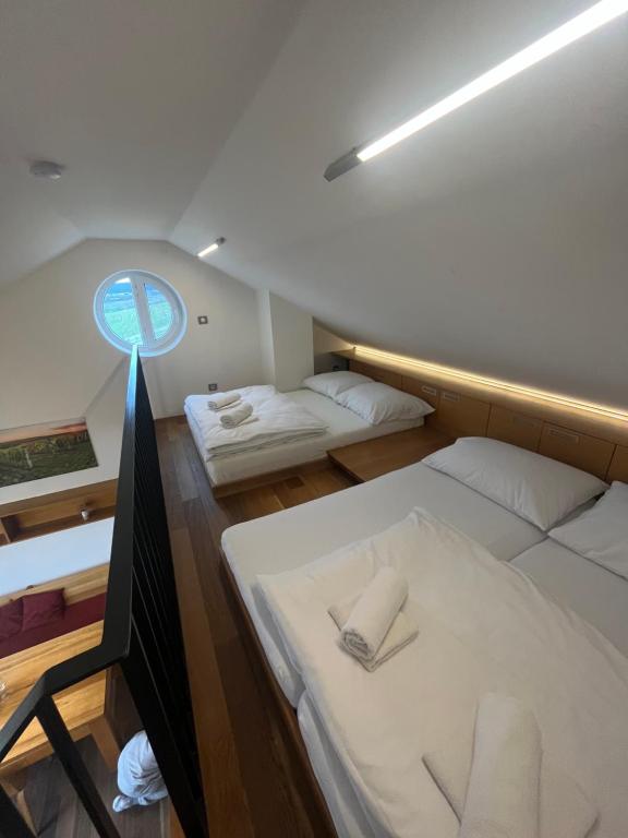 Кровать или кровати в номере Palava eu 9