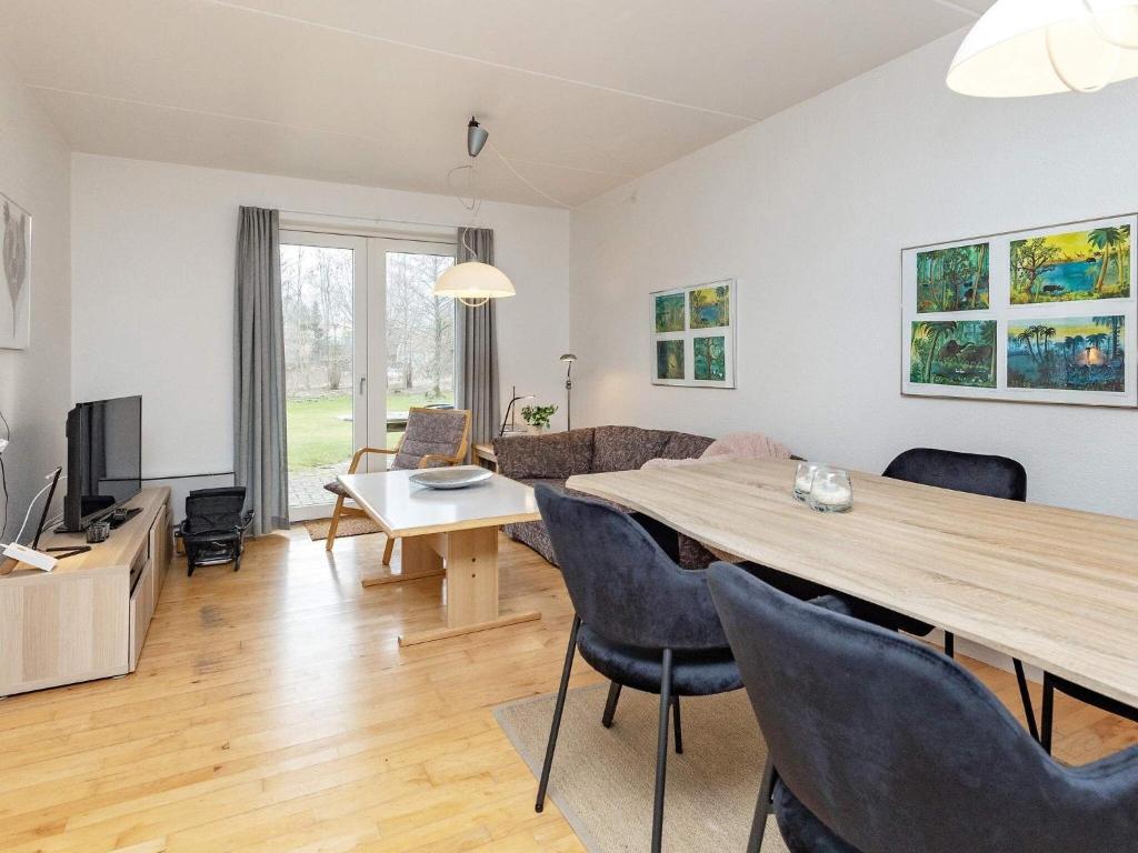 TV a/nebo společenská místnost v ubytování Apartment Hals V