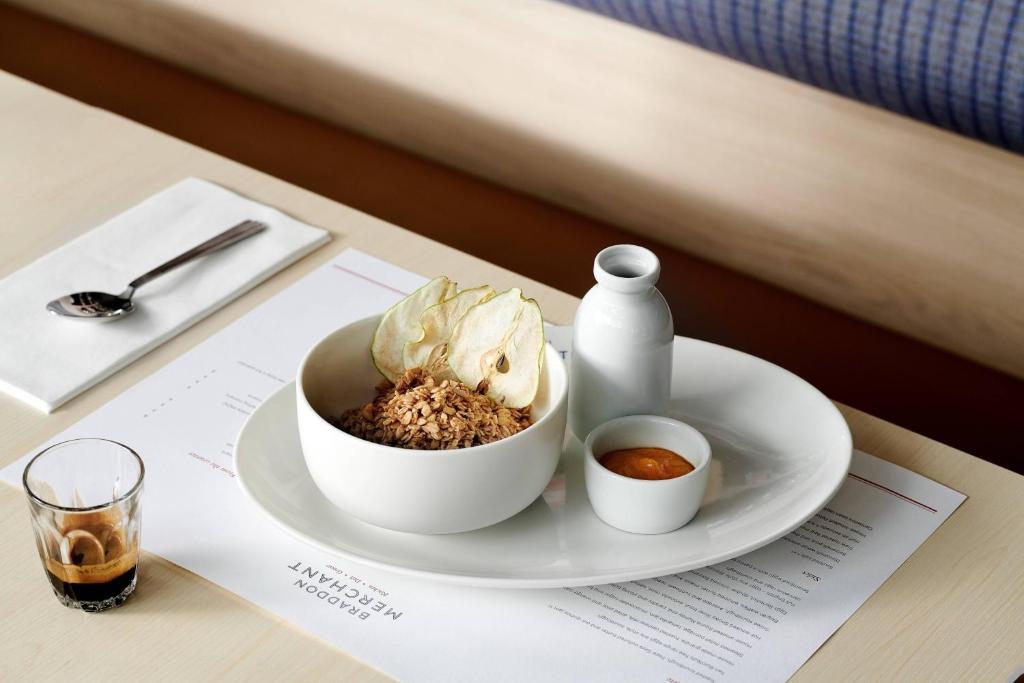 Midnight Hotel, Autograph Collection - Resim 44