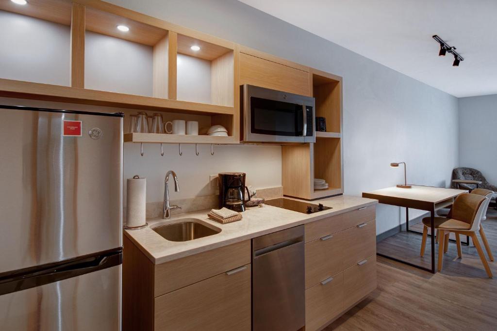 TownePlace Suites by Marriott Cincinnati Airport South photo