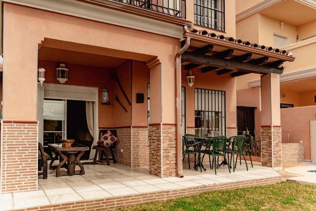 Villas Villa estilo mediterránea con Piscina, Jardín, Bbq y Jacuzzi - VILLA BEL AIR REAL en Estepona, Andalucía