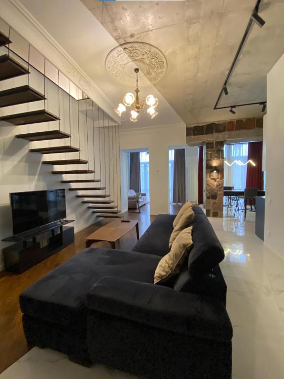 Zona d'estar a Dark Apartment