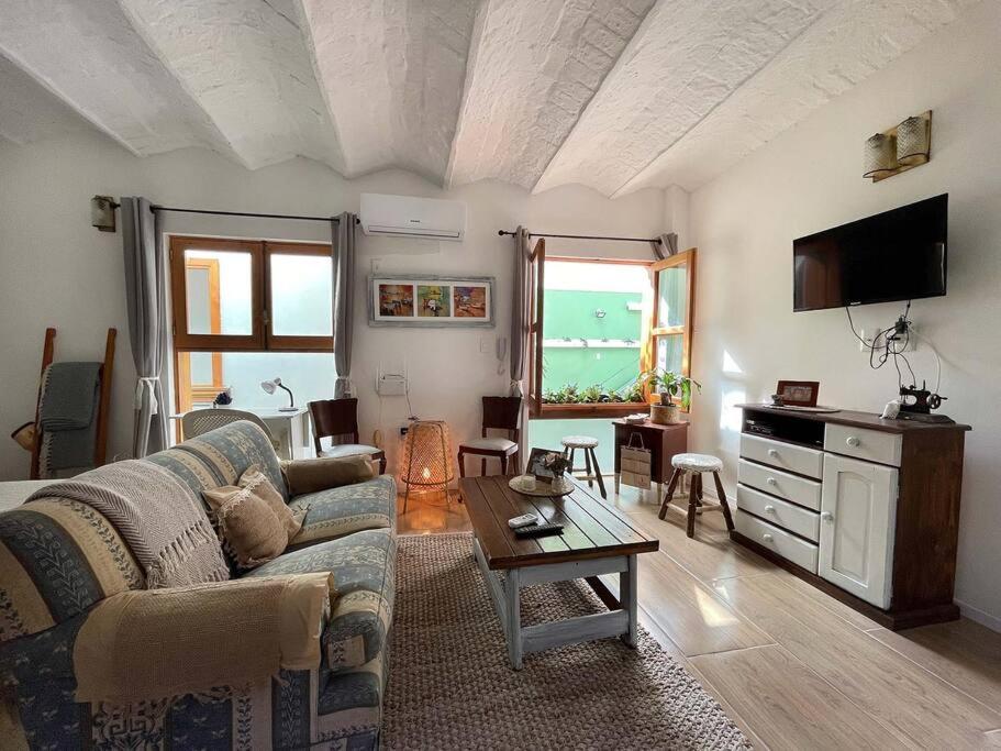 Gallery image of Vintage monoambiente in Montevideo