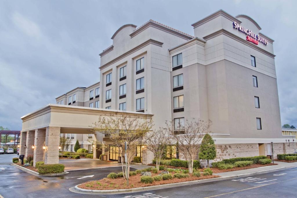 a rendering of the hampton inn suites durham at SpringHill Suites by Marriott Charlotte Airport in Charlotte