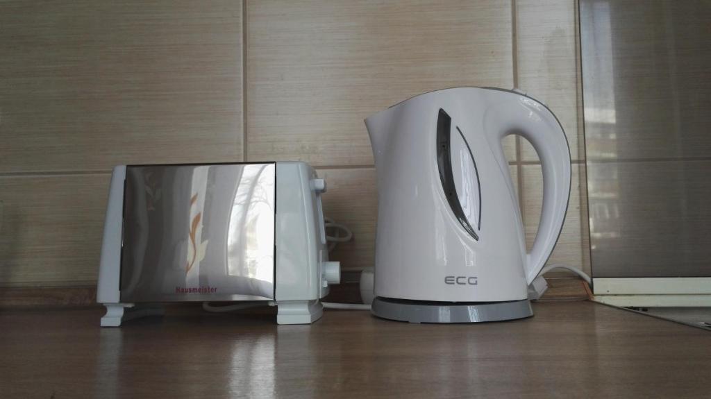 Zestaw do parzenia kawy i herbaty w obiekcie Csipke Apartman