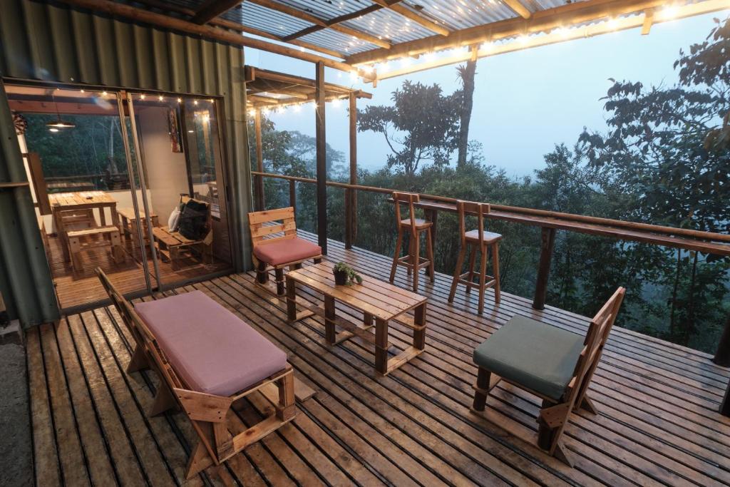 Balkon oz. terasa v nastanitvi Yátaro Refugio Glamping