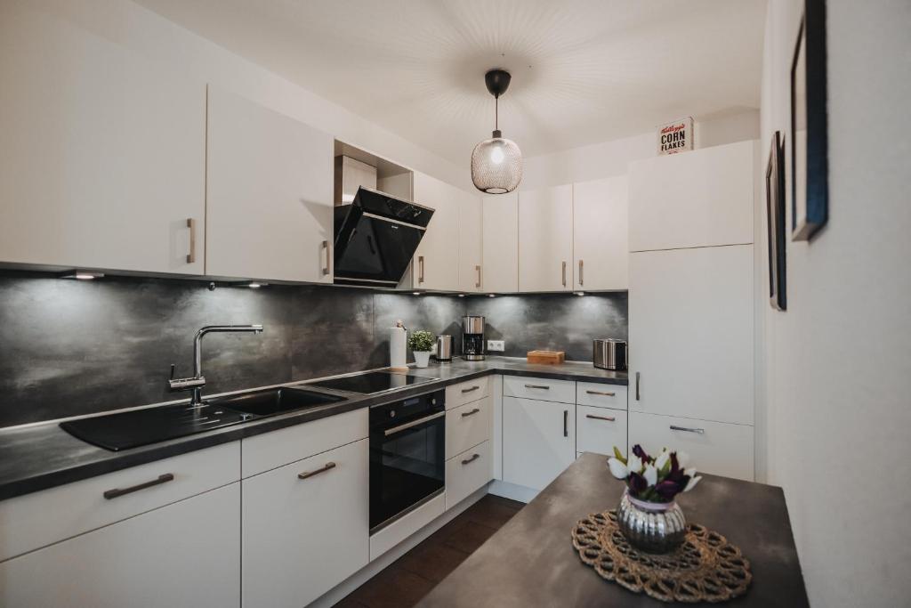 Kuchyň nebo kuchyňský kout v ubytování Ferienwohnung Weidenblick