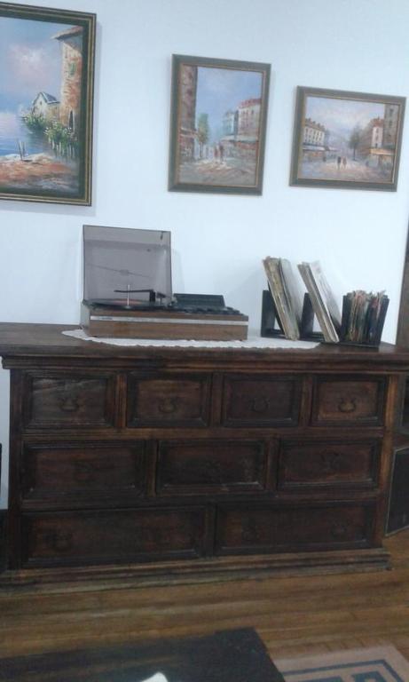Biblioteca en el albergue