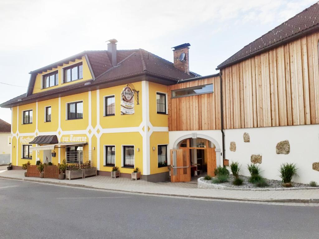 Gallery image of Gasthof Rameder Zur Taverne in Mönchdorf