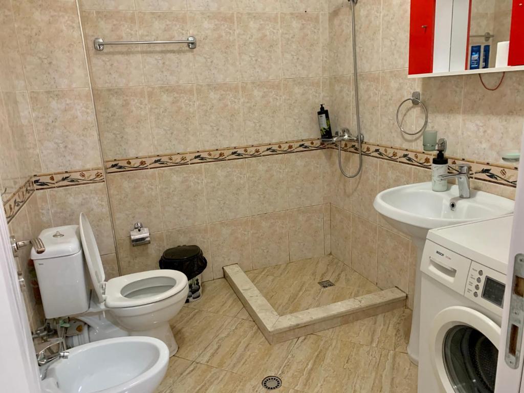 Zoo apartament Tirana - Image 3