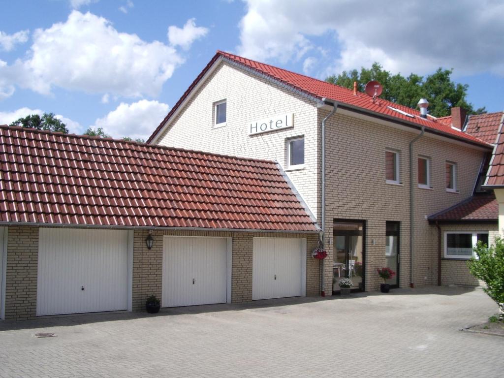 Budova, kde se penzion – hostinec nachází